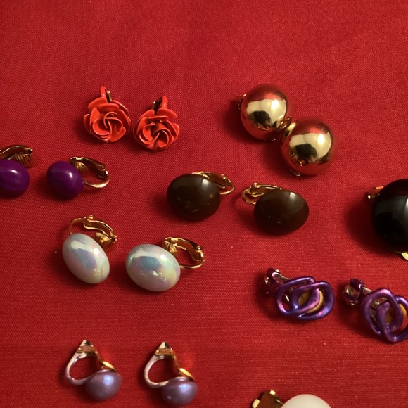 Smaller sizes clip on earrings lot - Picture 6 of 9